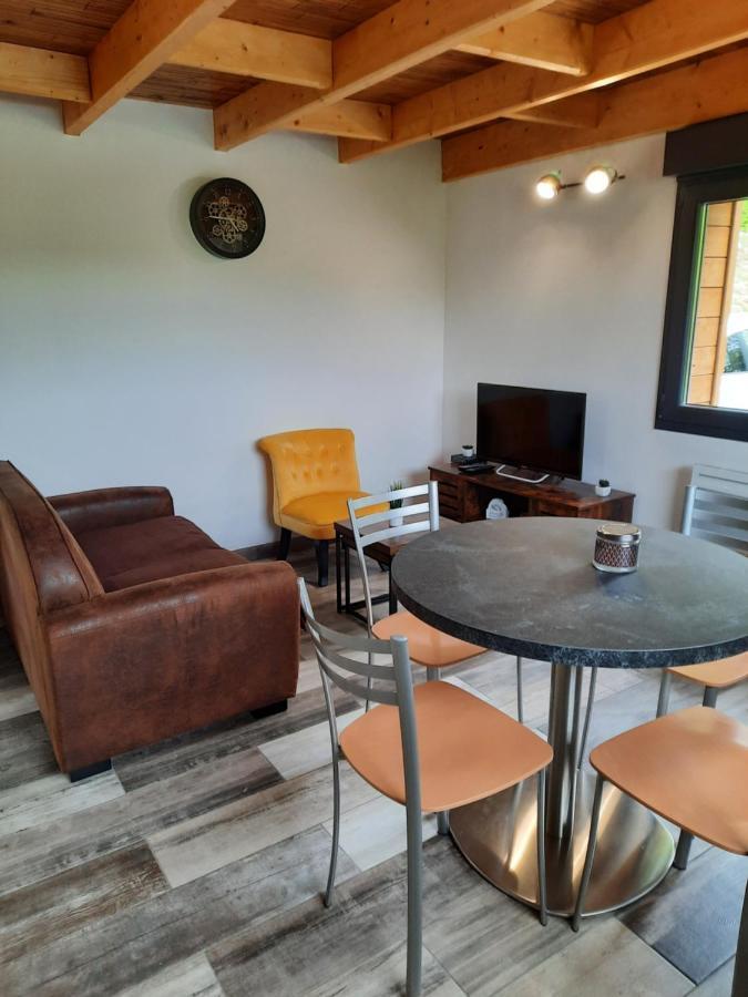 Chalet A L'Oree Du Bois Avec Parking Tournavaux Exteriér fotografie